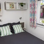 Mobil-home A Avec Terrasse - Api-1-52-960 *