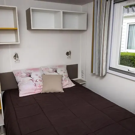 Mobil-home A Avec Terrasse - Api-1-52-960 * Saint-Jean-de-Monts