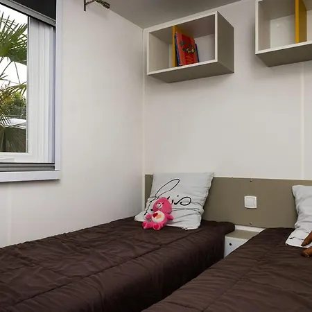 Kemp Mobil-home A Avec Terrasse - Api-1-52-960